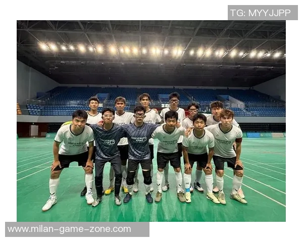 安徽三川足球队奋勇拼搏力争佳绩展现团队精神与青春风采 安徽三川足球队奋勇拼搏力争佳绩展现团队精神与青春风采