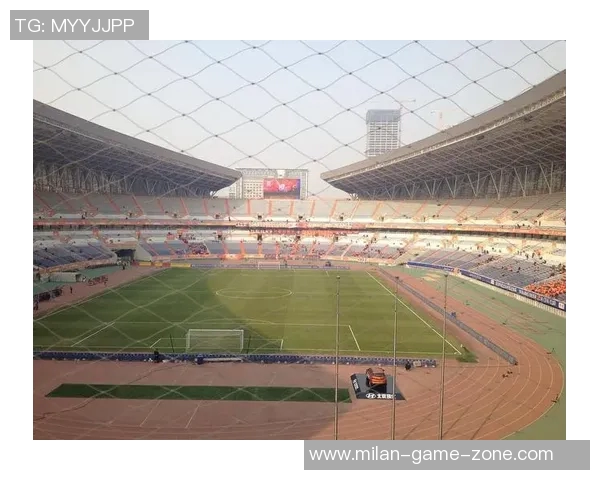 鲁能专业足球场的建设与发展对中国足球的影响与展望